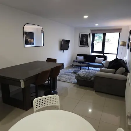 3 Bed Samara Cosy With Pool Table *